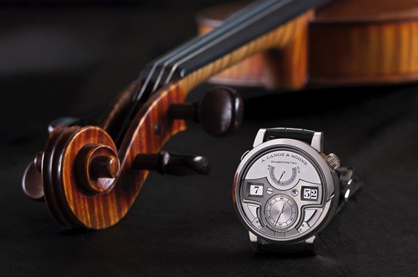 朗格表Zeitwerk Minute Repeater，可以在手腕间鸣奏乐韵的机械腕表(图6)