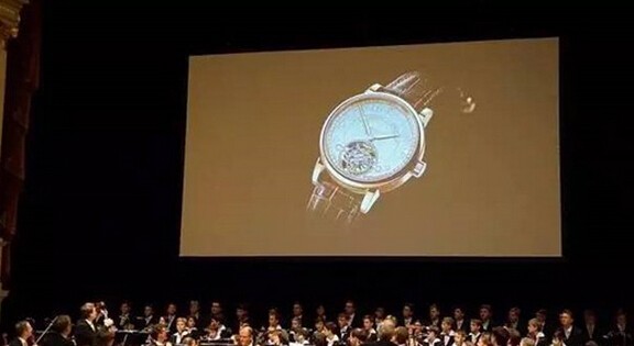 朗格举行盛大的纪念仪式和新表发布活动(图2)