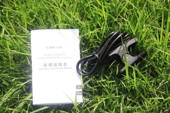 李铁同款宜准EZON T036 GPS跑步腕表 一款专注于跑步本身的GPS腕表(图5)