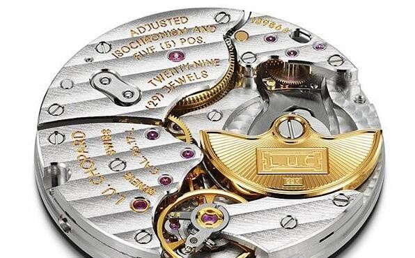 为了迎接猴年的到来 萧邦Chopard特特推一款猴年生肖腕表(图3)