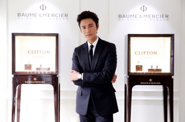 名士携手全球形象大使陈坤先生 荣耀发布全新克里顿系列万年历腕表(图6)