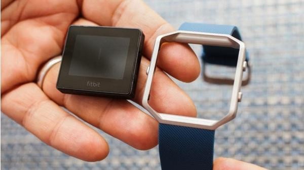 Fitbit 发布首款彩色屏幕智能手表Fitbit Blaze(图6)