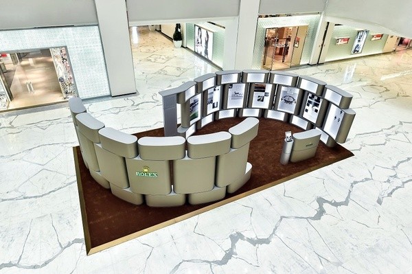 北京SKP携手李宇迪参观蚝式恒动宇宙计型迪通拿腕表展(图2)