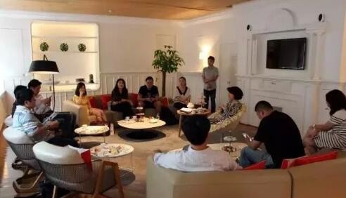斯沃琪“股神”腕表：名表收藏并非只是金钱的游戏(图4)