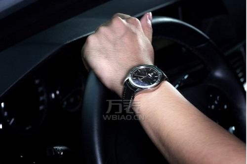 什么是手表防眩镜面？如何辨别镜面上是否镀膜？(图3)