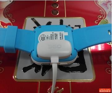 360儿童卫士智能手表手机3 外观设计卡通可爱(图13) 360儿童卫士智能手表手机3 外观设计卡通可爱(图13)