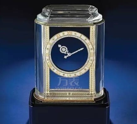CARTIER卡地亚推出首款Mystery clock神秘钟(图3)