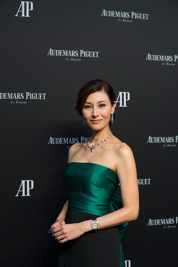 爱彼精湛制表技艺与非凡设计 打造女性腕上美学巨作(图12)