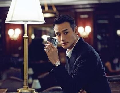 谁说“网红”们都是没什么文化和底蕴的？盘点超高级的腕表圈网红(图6)