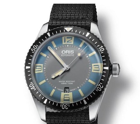 豪利时Oris首款Diver Sixty-Five腕表“Deauville”蓝色双色调配置(图1)