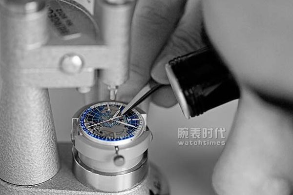2对双胞胎同台亮相？且观积家地球物理天文台腕表(图7)