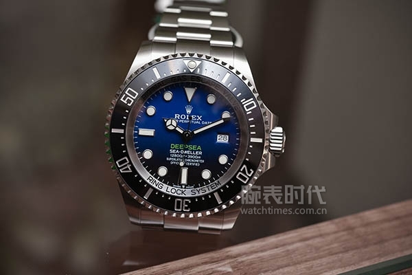 2018十款最好的潜水表(图9)