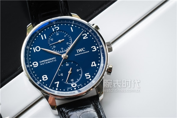 2018 SIHH 最好看的6款蓝盘腕表(图5)