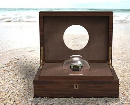 柏莱士(Bell&Ross):第六届Only Watch慈善拍卖会(图3) 柏莱士(Bell&Ross):第六届Only Watch慈善拍卖会(图3)
