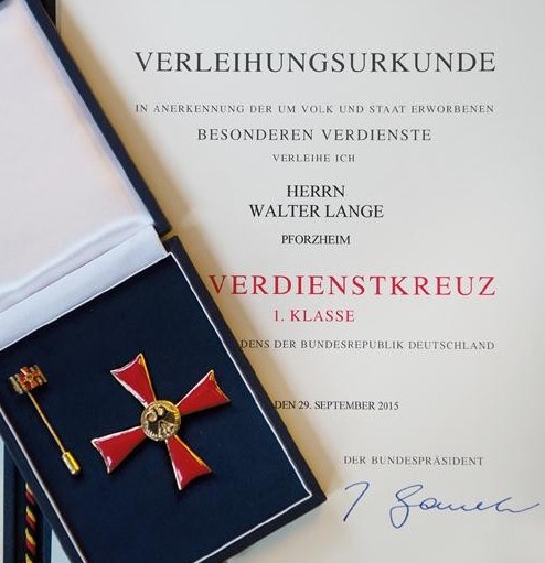 Walter Lange荣获联邦十字勋章 德国手表实现复兴的最大功臣(图2) Walter Lange荣获联邦十字勋章 德国手表实现复兴的最大功臣(图2)