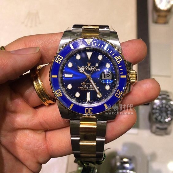 同是间金蓝，有人说真力时比劳力士更好？(图12)