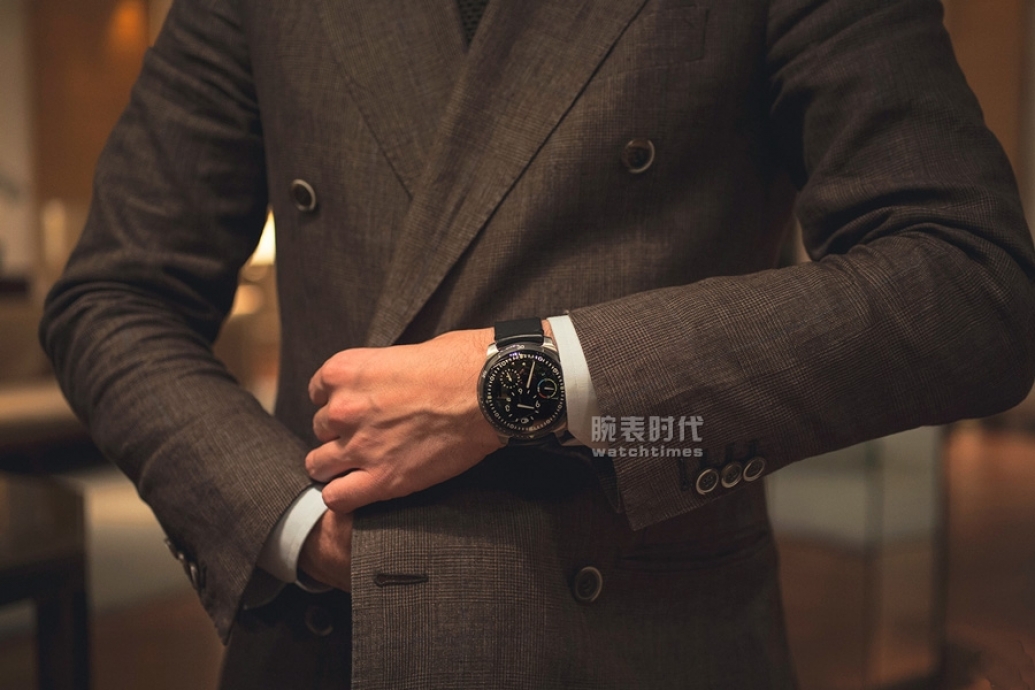奇！液态石油也能戴手上？(图10)