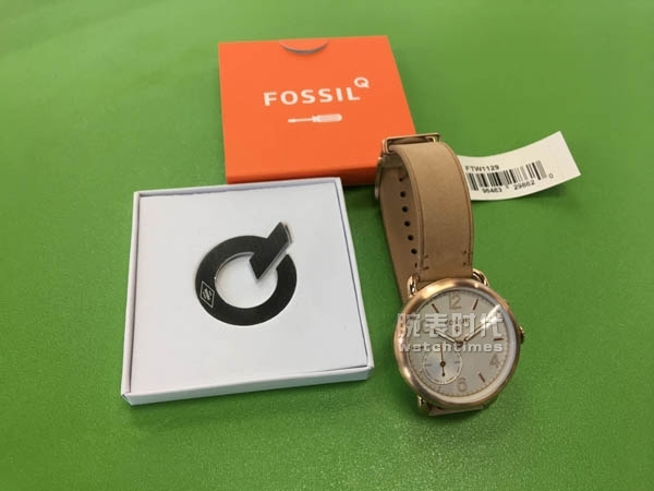 现在流行轻智能？FOSSIL Q TAILOR 智能复合腕表开箱实拍(图8)