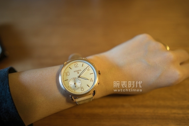 现在流行轻智能？FOSSIL Q TAILOR 智能复合腕表开箱实拍(图24)