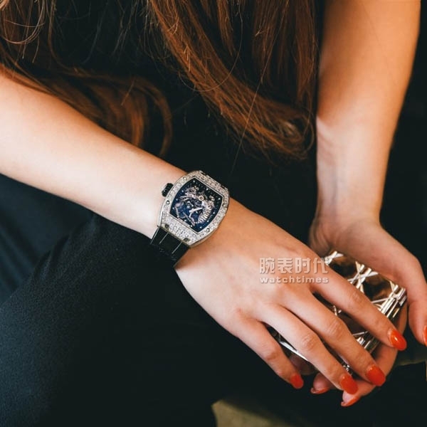 男人女人，手表意义大不同(图7)