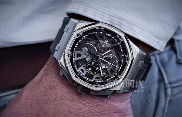 制表大牌新年首战！2018SIHH 新品第一波(图1)