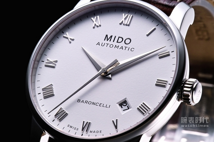 几款5000元级别简装风格机械腕表推荐(图4)