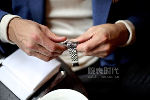 不到8000块，名牌机械表也能戴回家！(图1)