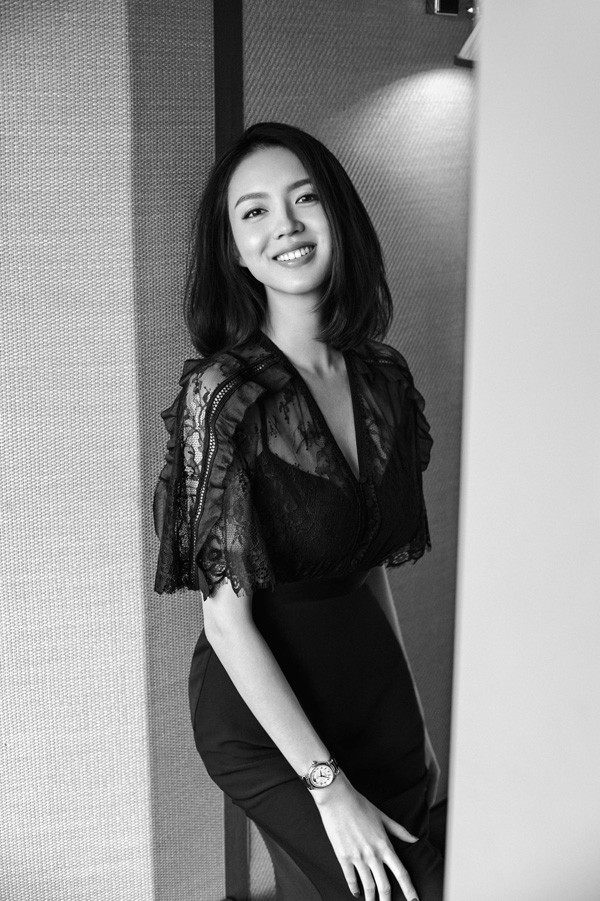 IWC万国表达文西系列腕表大片:解读张梓琳的“达文西密码”(图2) IWC万国表达文西系列腕表大片:解读张梓琳的“达文西密码”(图2)