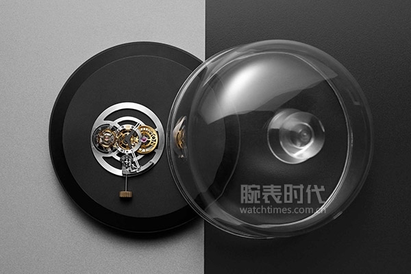 大家捂好钱包！LV的Tambur Moon又现神操作！(图5)