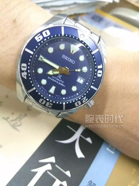为什么很多人夏天都喜欢蓝色潜水表？(图14)