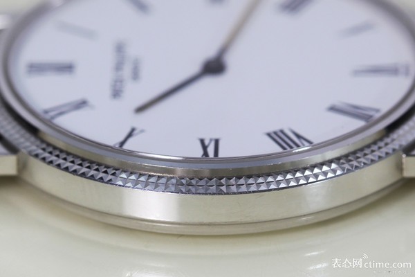 百达翡丽：钟表界最简约低调的腕表(图4)